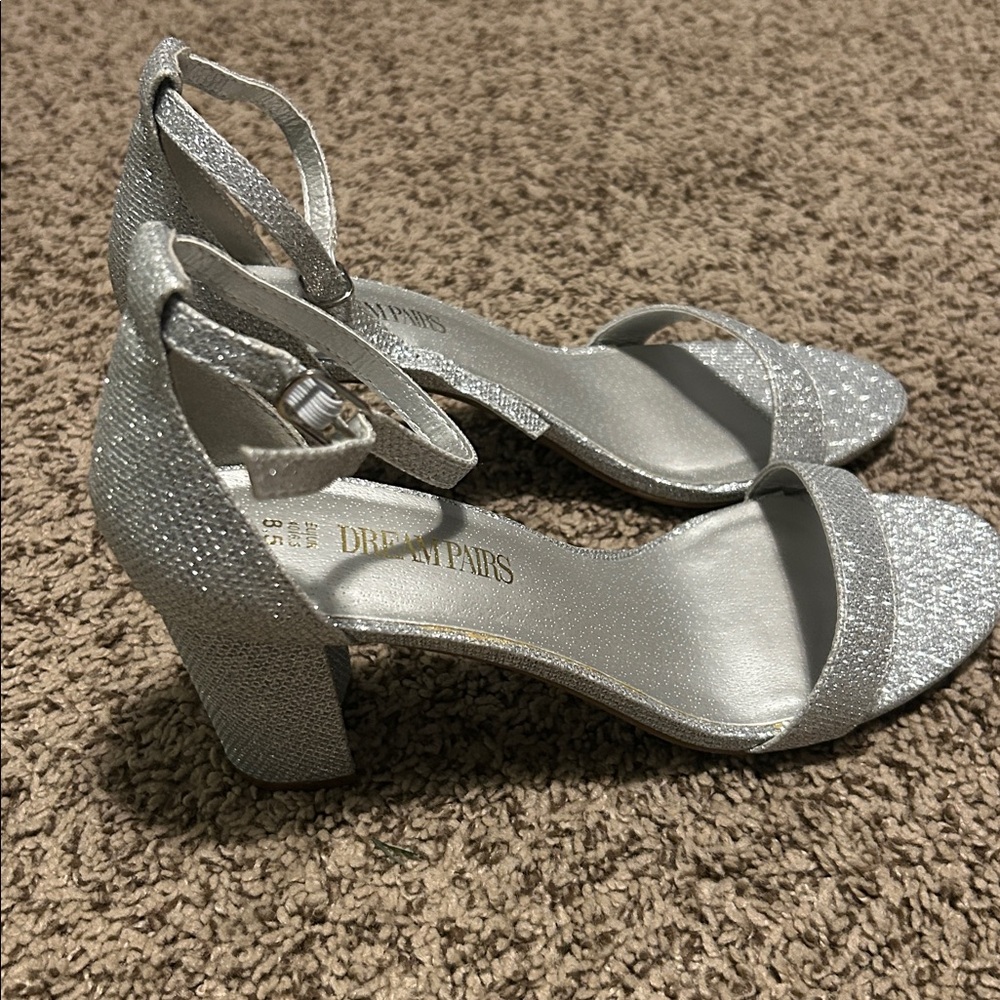Dream Pairs Sparkling Silver Heels